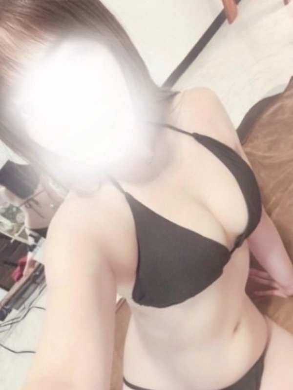上原かれん
